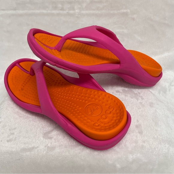 CROCS Pink & Orange Flip Flops Women SZ 5 - Picture 3 of 5